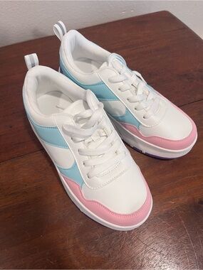 “Heels” White Sneakers with Pastel Blue and Pink Panels NEEDS WHEELS